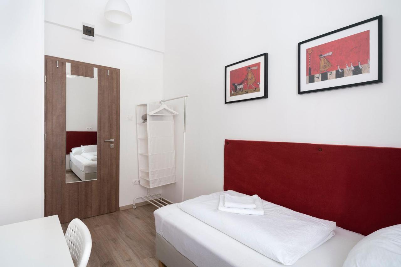 Vajda 15 Hostel ブダペスト エクステリア 写真
