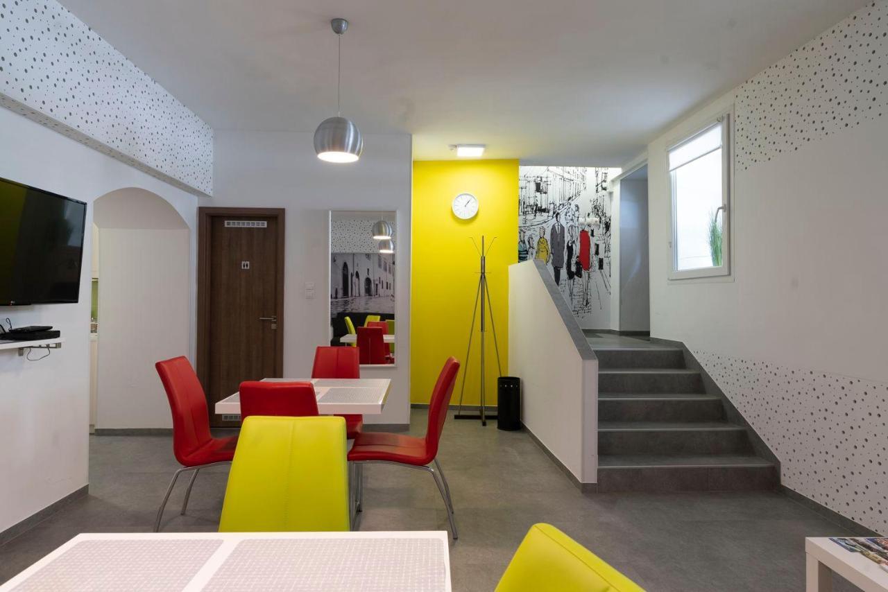 Vajda 15 Hostel ブダペスト エクステリア 写真