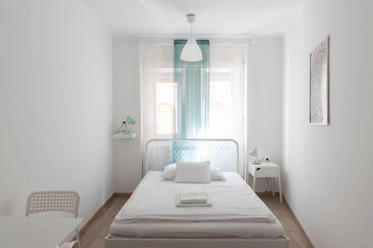 Vajda 15 Hostel ブダペスト エクステリア 写真