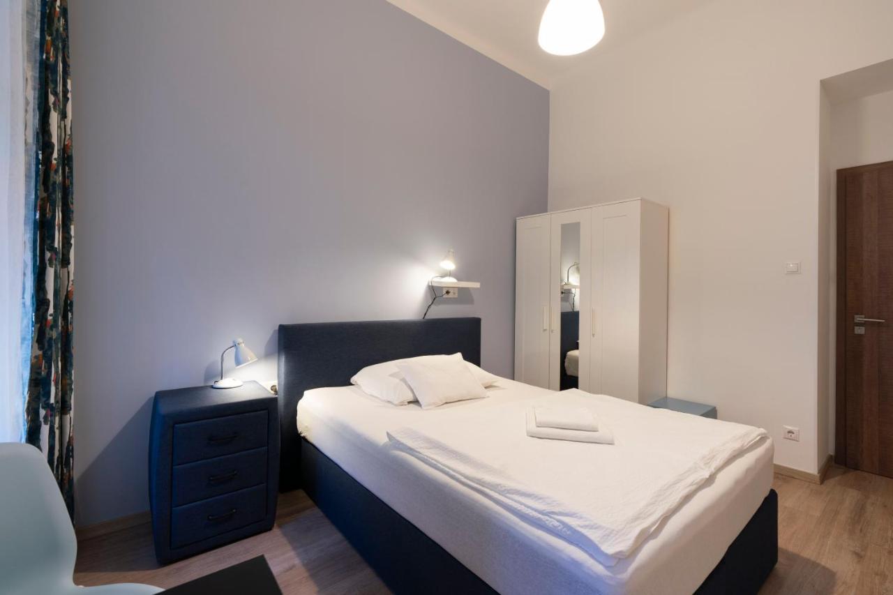 Vajda 15 Hostel ブダペスト エクステリア 写真